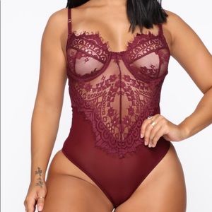 Fashion Nova burgundy bodysuit
